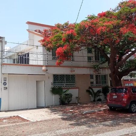 Casa Flamboyant Hotel Queretaro Luaran gambar